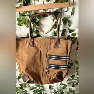 Daphne Fashion Brand Tote Bag